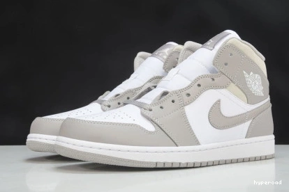 Hyperoad Jordan Mid Air Grey” “College 1 0926